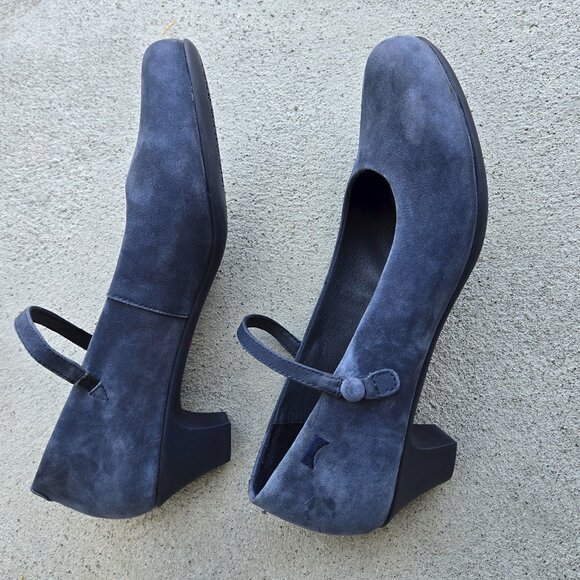 EUC 40 Camper Helena suede blue kitten heel mary jane round toe strap - Picture 2 of 7